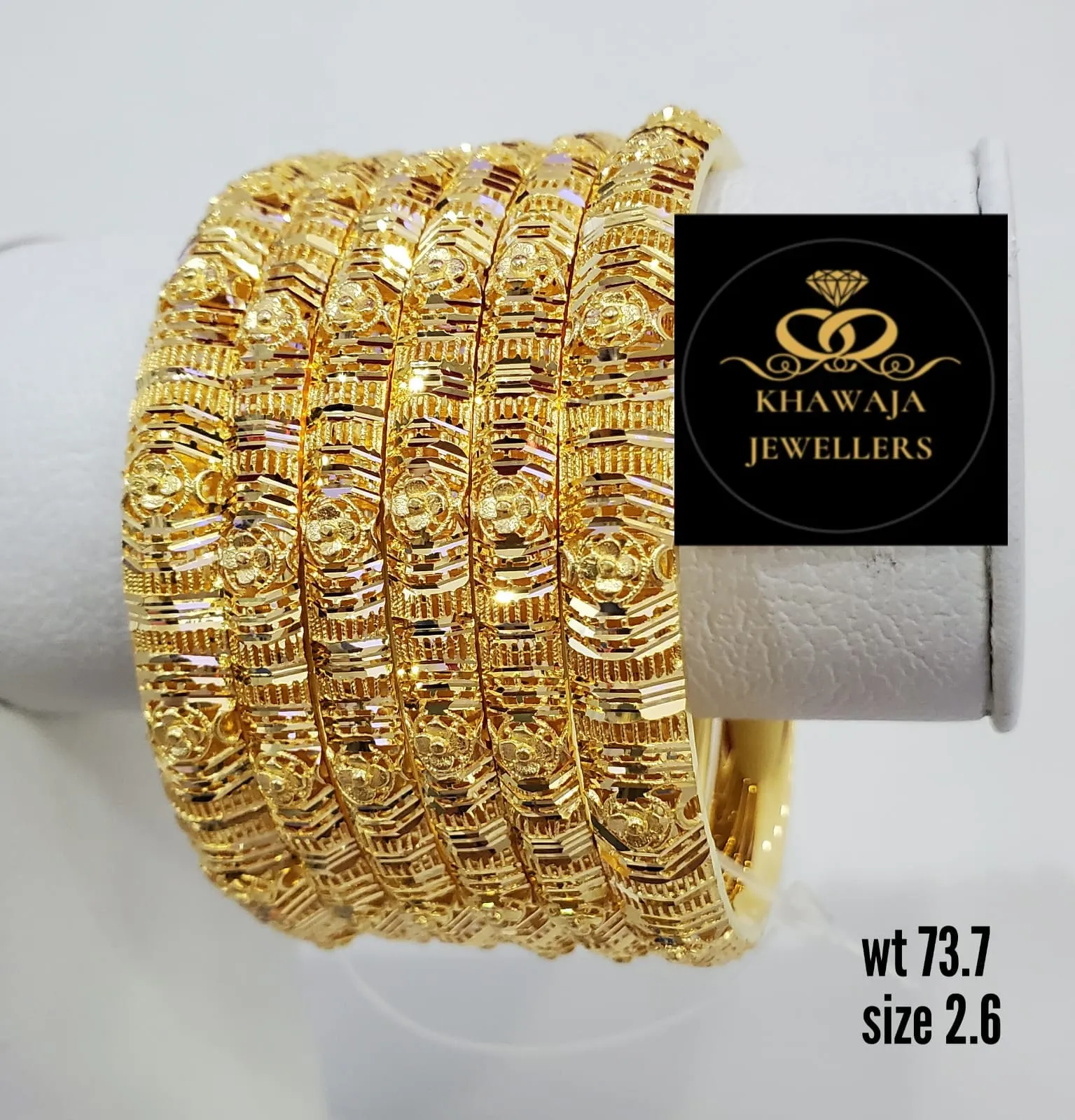Gold Bangles Item 18