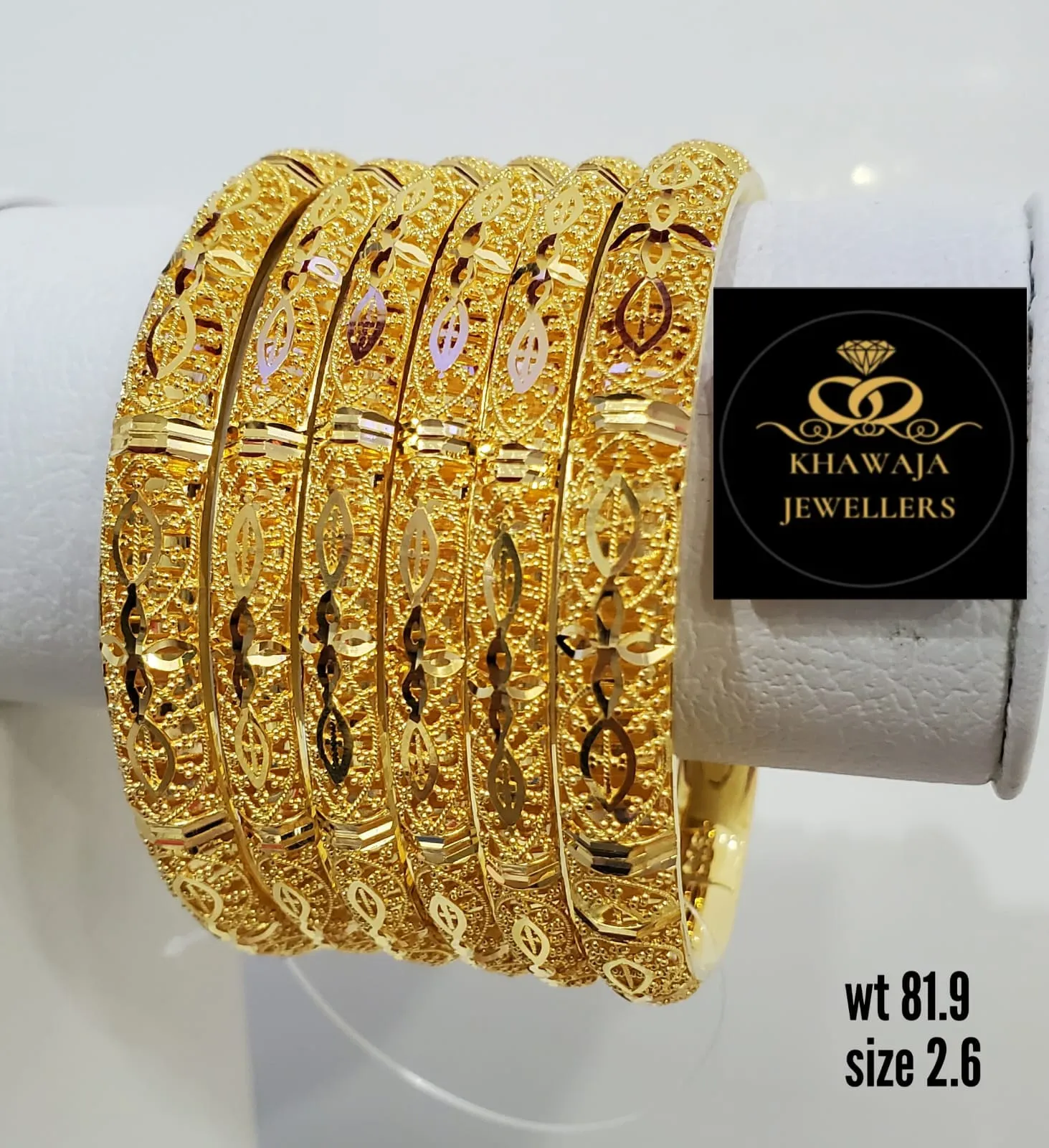 Gold Bangles Item 28