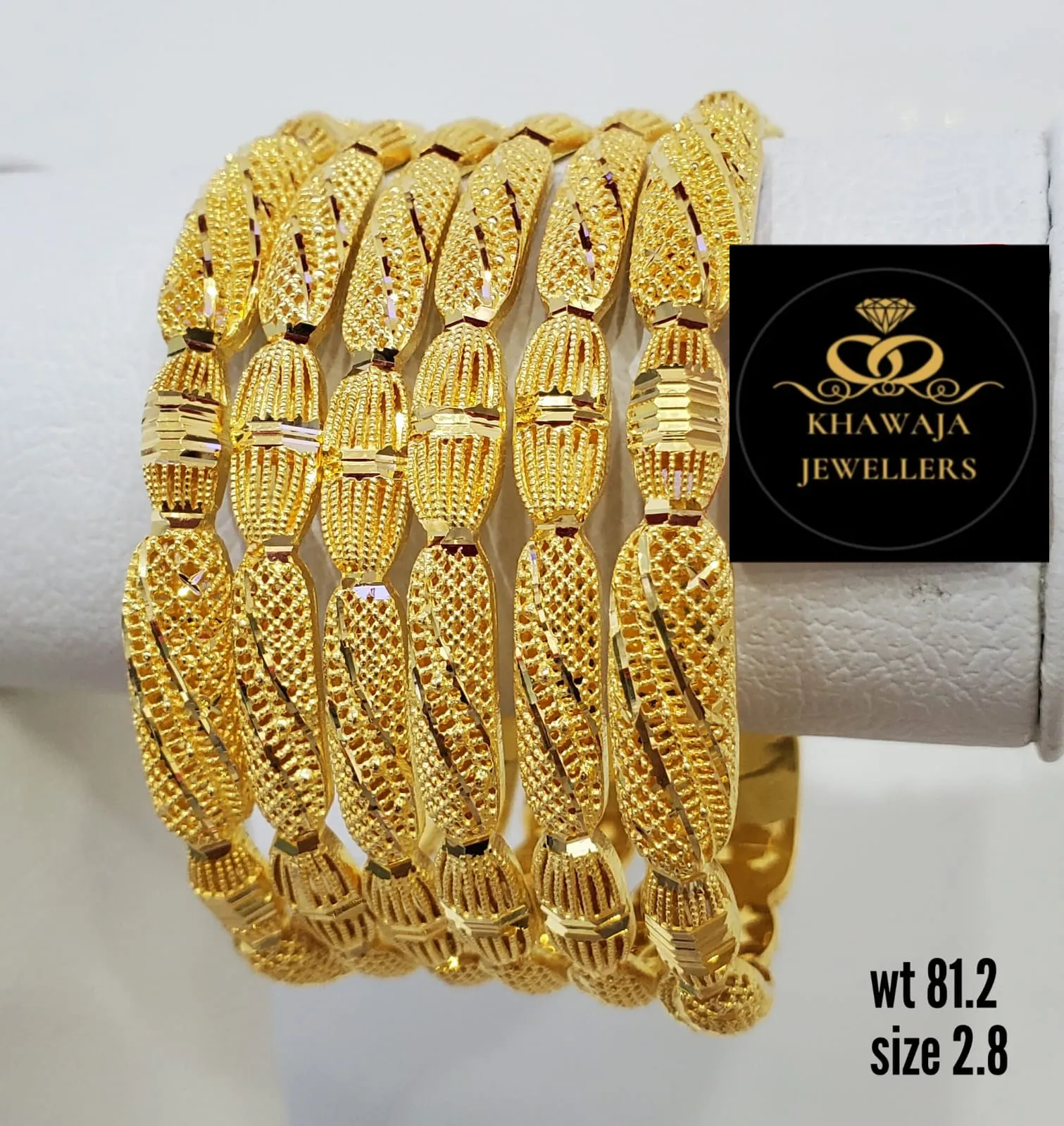Gold Bangles Item 32