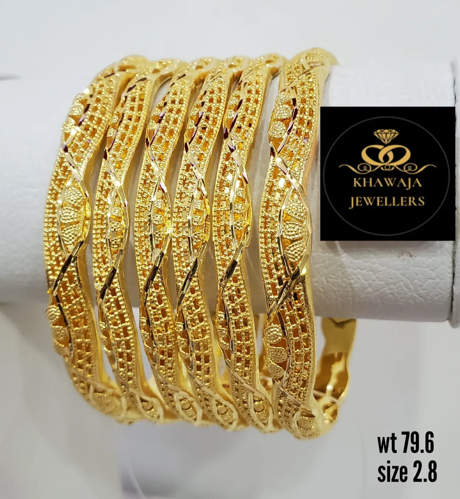 Gold Bangles Item 46